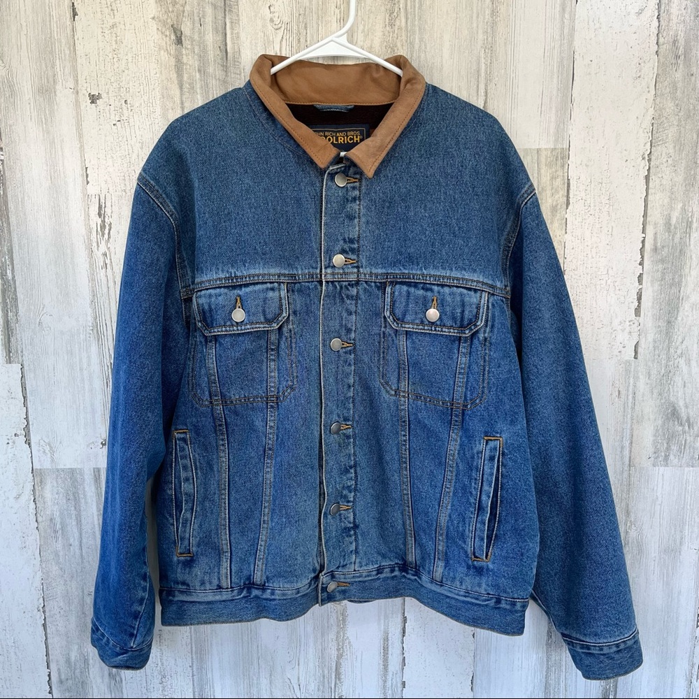 Woolrich Men’s Vintage Denim Truckers Jacket. Fleece Lined Size Large